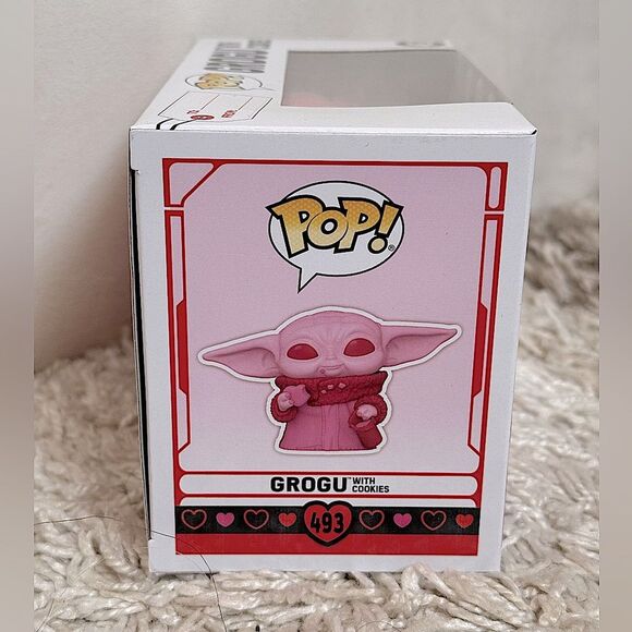 Funko Pop! Star Wars Valentines Day #493 Grogu With Cookies w/ Case VAULTED - Picture 5 of 7
